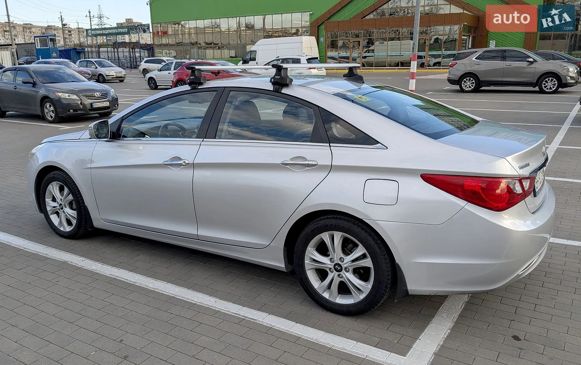 2010 Hyundai Sonata - мініатюра 11