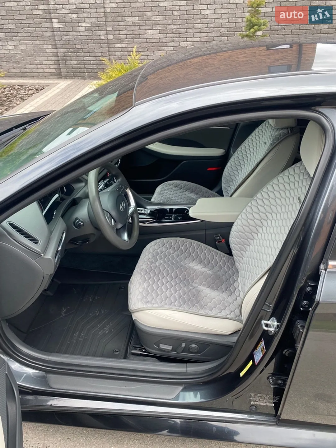 2022 Hyundai Sonata - мініатюра 12