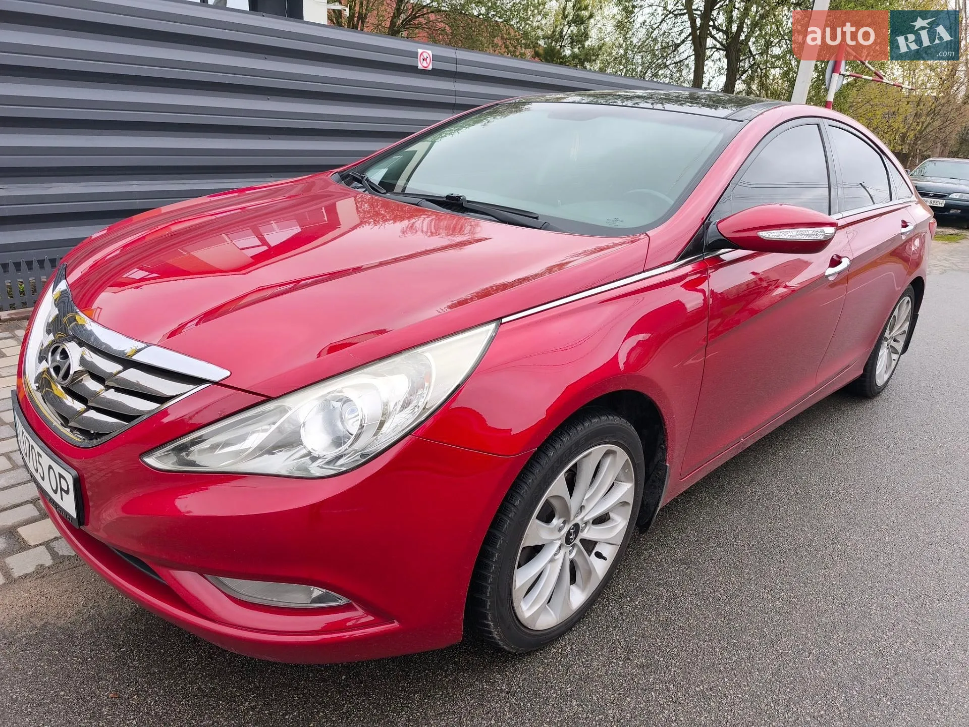 2011 Hyundai Sonata - мініатюра 2