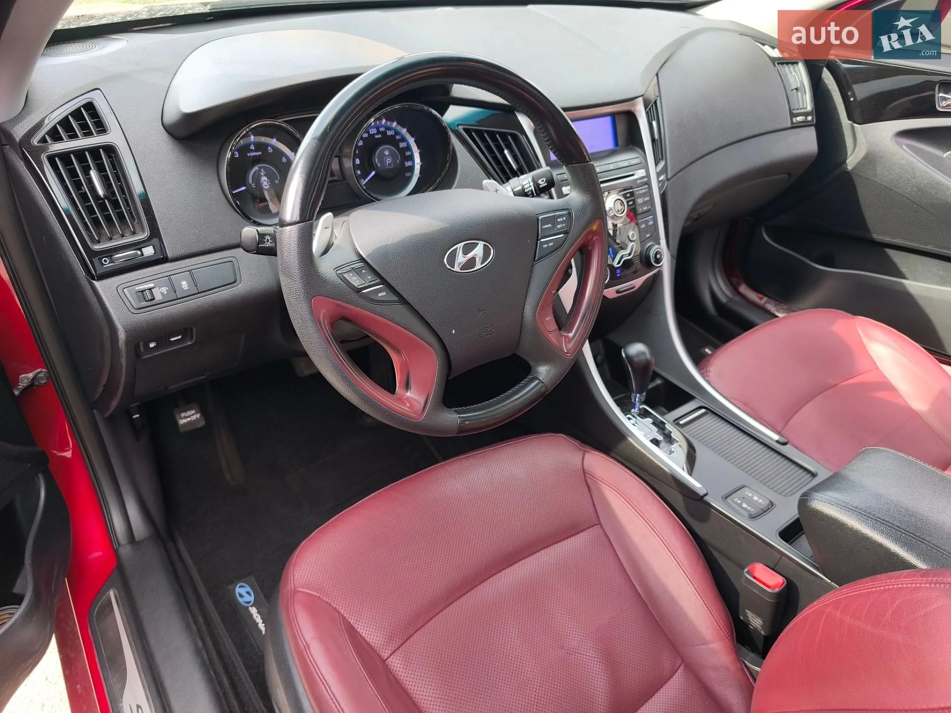 2011 Hyundai Sonata - мініатюра 20