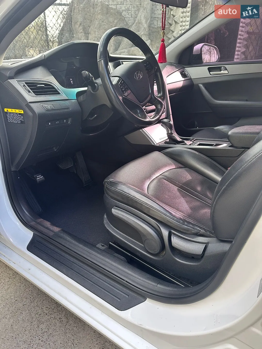 Hyundai Sonata 2016 VIN KMHE341DBHA261503 фото оголошення 13 з 18
