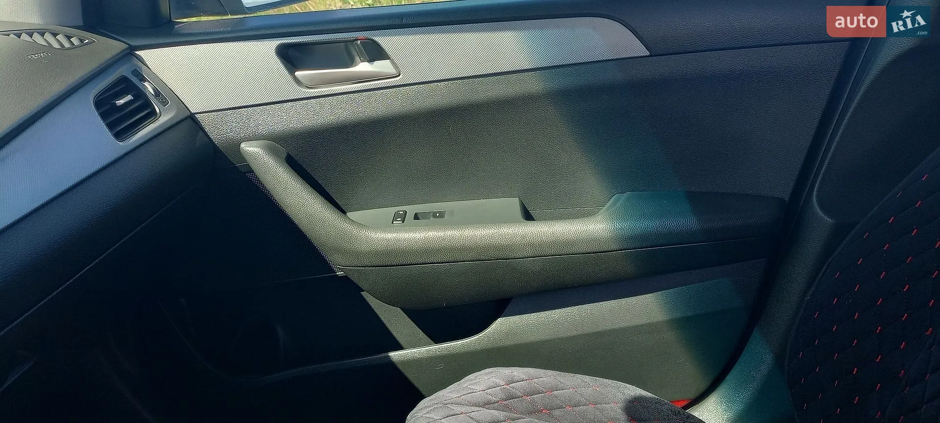 2018 Hyundai Sonata - мініатюра 13