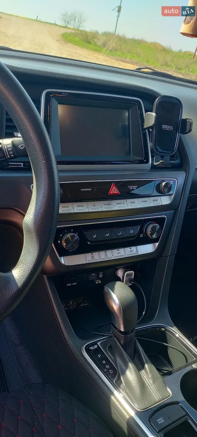 2018 Hyundai Sonata - мініатюра 18