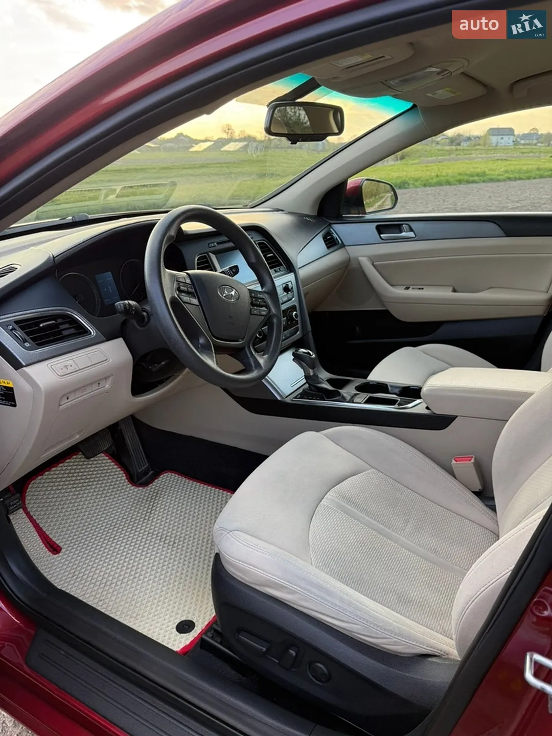 2016 Hyundai Sonata - мініатюра 27