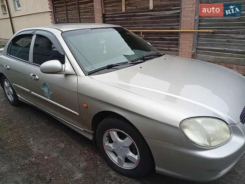 Hyundai Sonata 1999