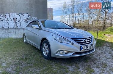 Седан Hyundai Sonata 2015 в Киеве