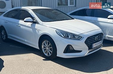 Седан Hyundai Sonata 2018 в Киеве