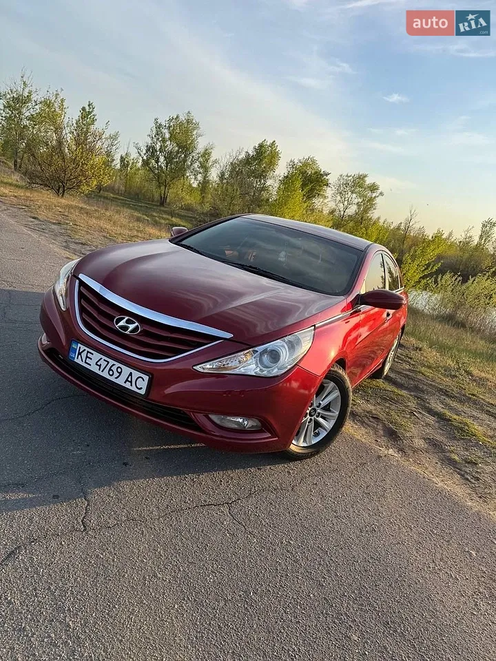 2011 Hyundai Sonata - мініатюра 10