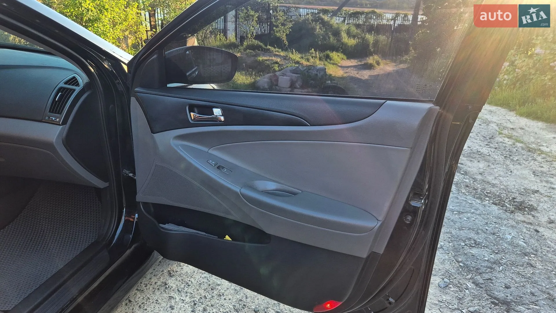 2014 Hyundai Sonata - мініатюра 23