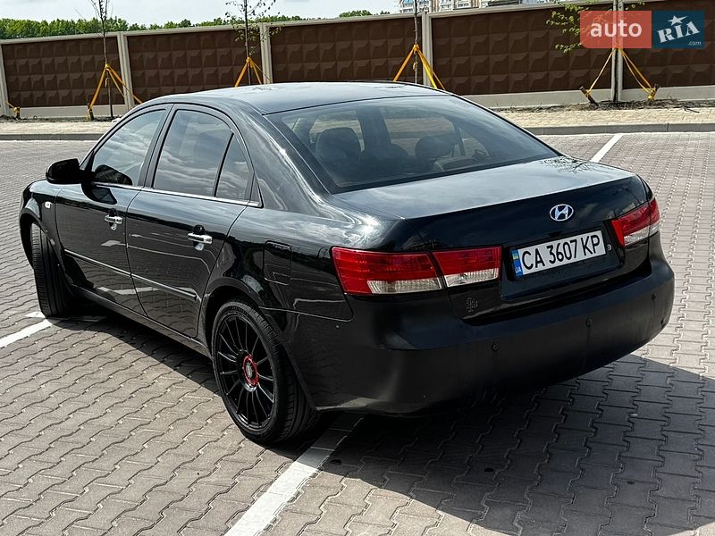 Седан Hyundai Sonata 2006 в Киеве