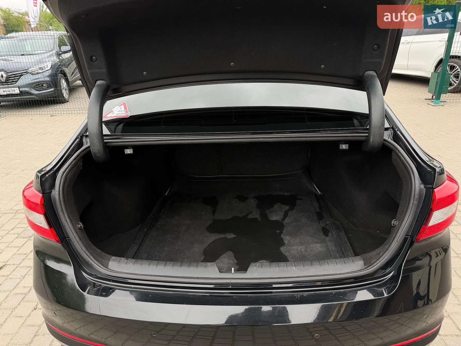 2014 Hyundai Sonata - мініатюра 31