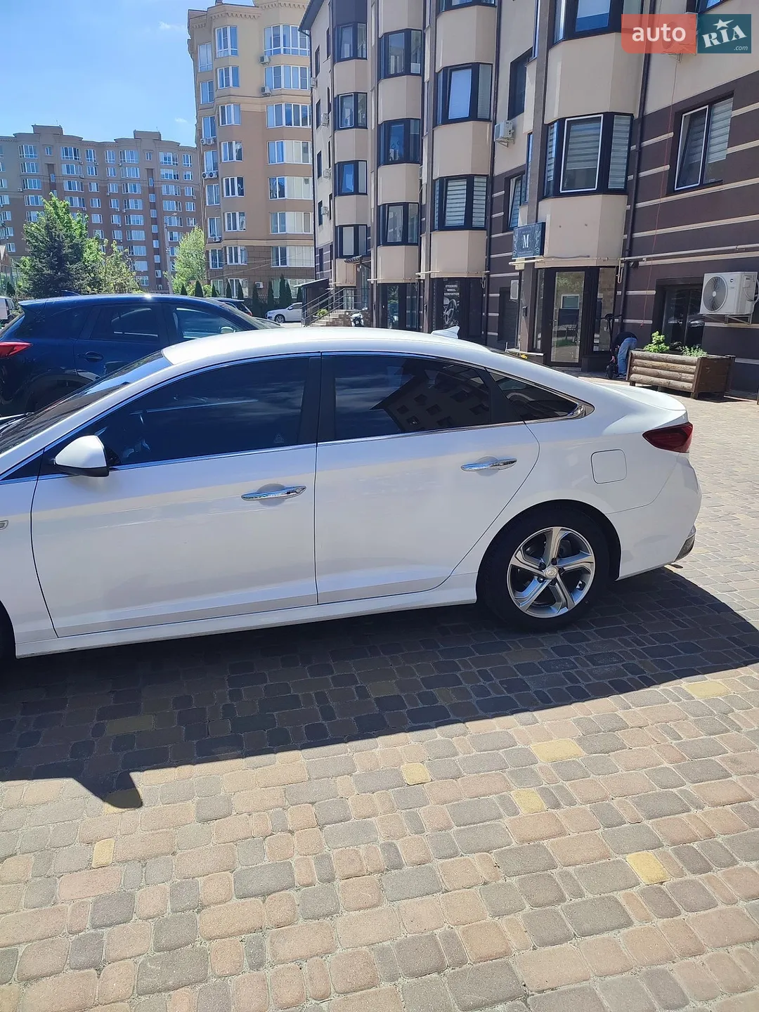 2017 Hyundai Sonata - мініатюра 11