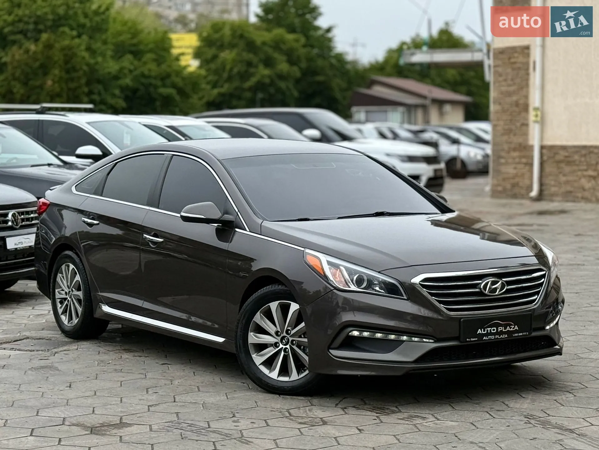 2016 Hyundai Sonata - мініатюра 17