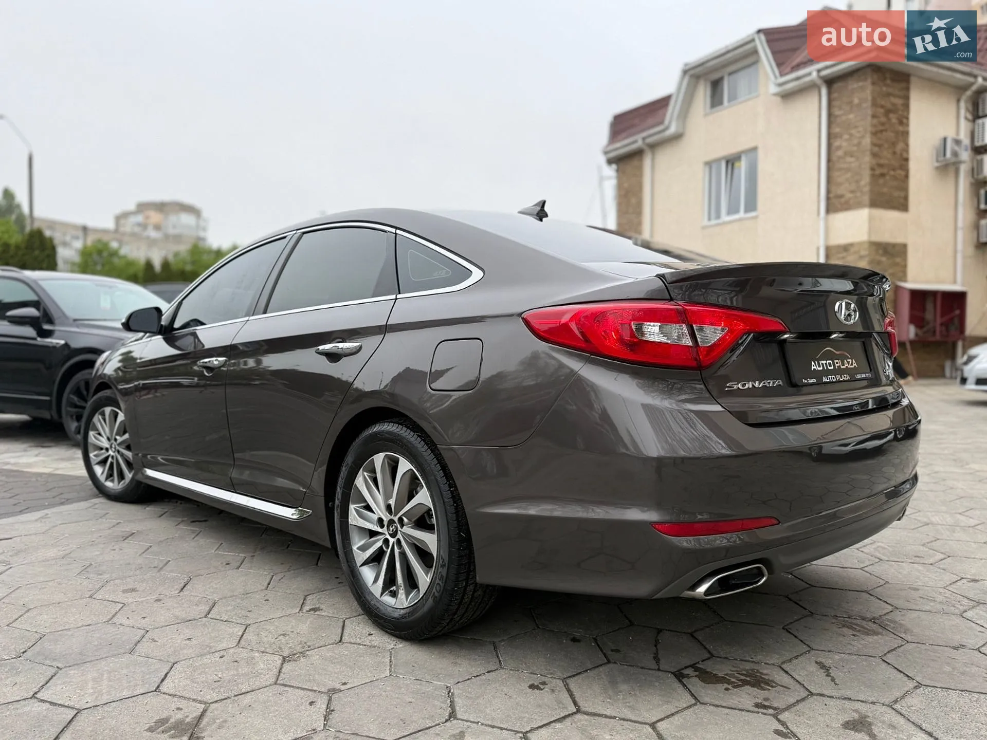2016 Hyundai Sonata - мініатюра 31