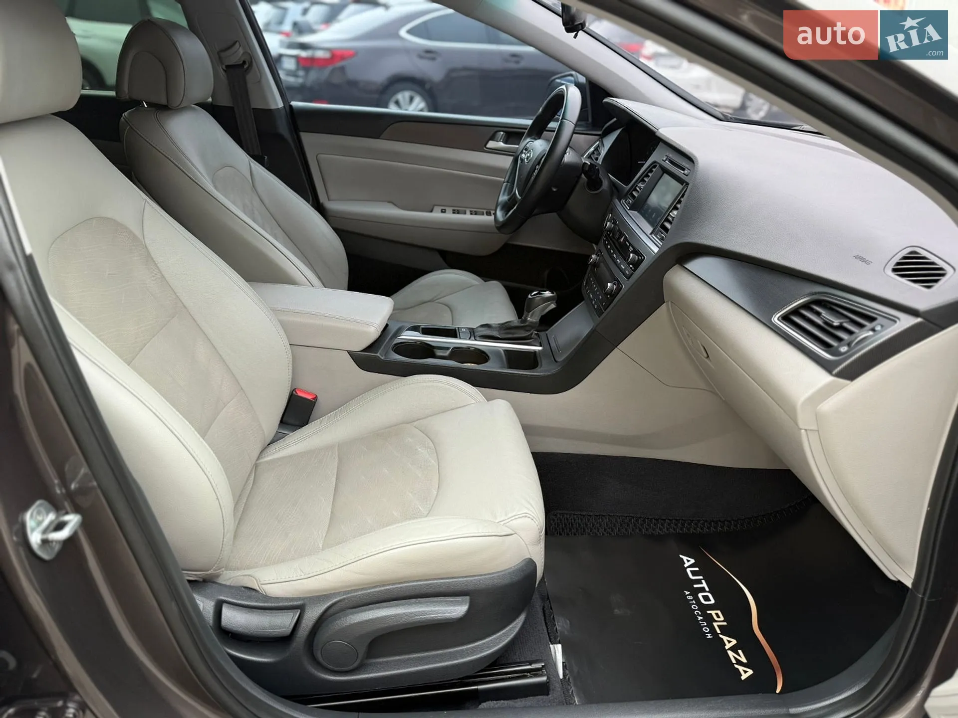 2016 Hyundai Sonata - мініатюра 41