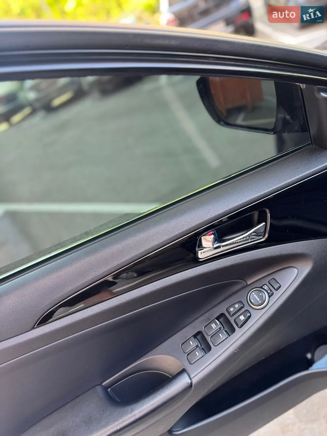 2013 Hyundai Sonata - мініатюра 22