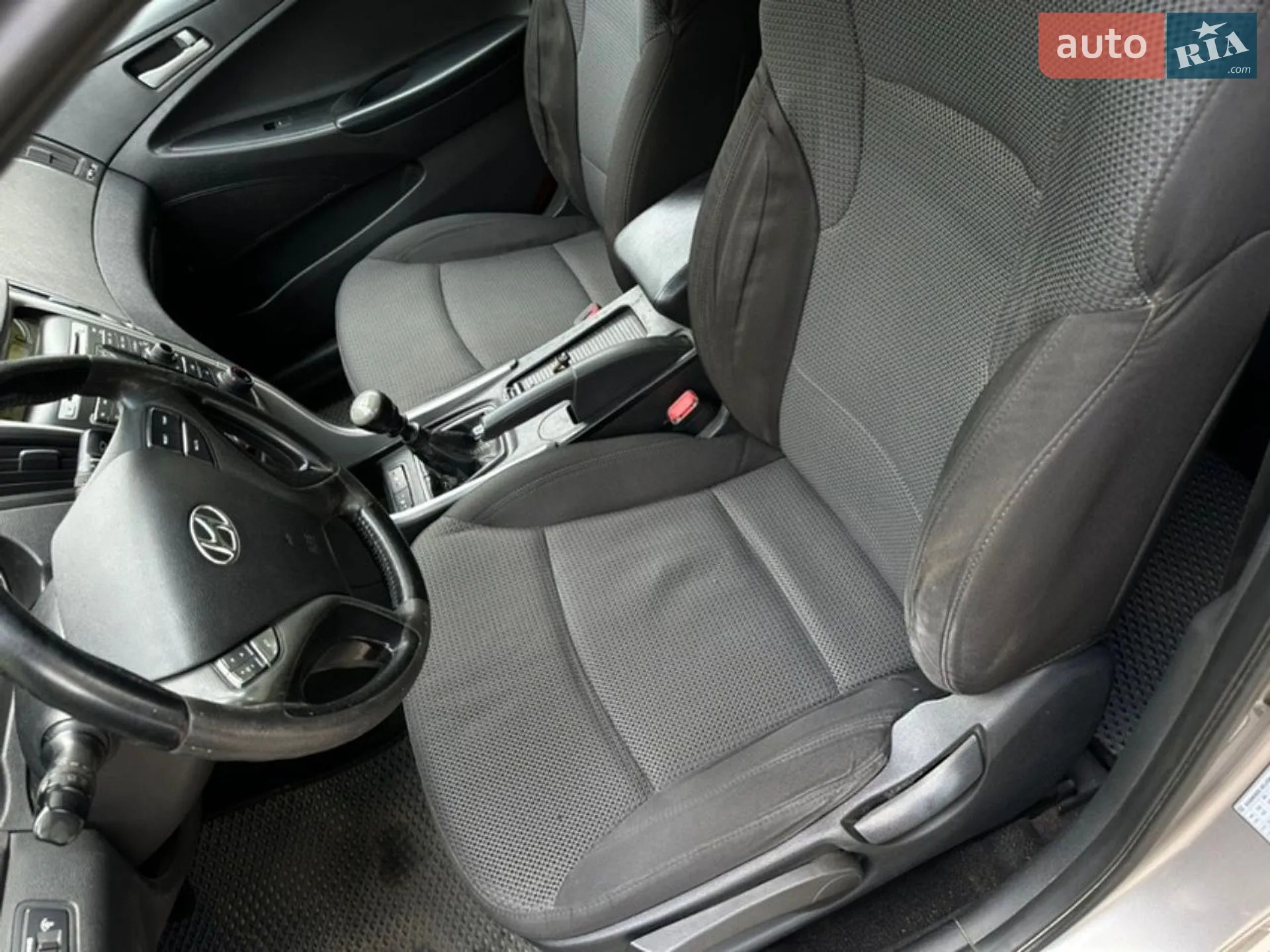 2011 Hyundai Sonata - мініатюра 8