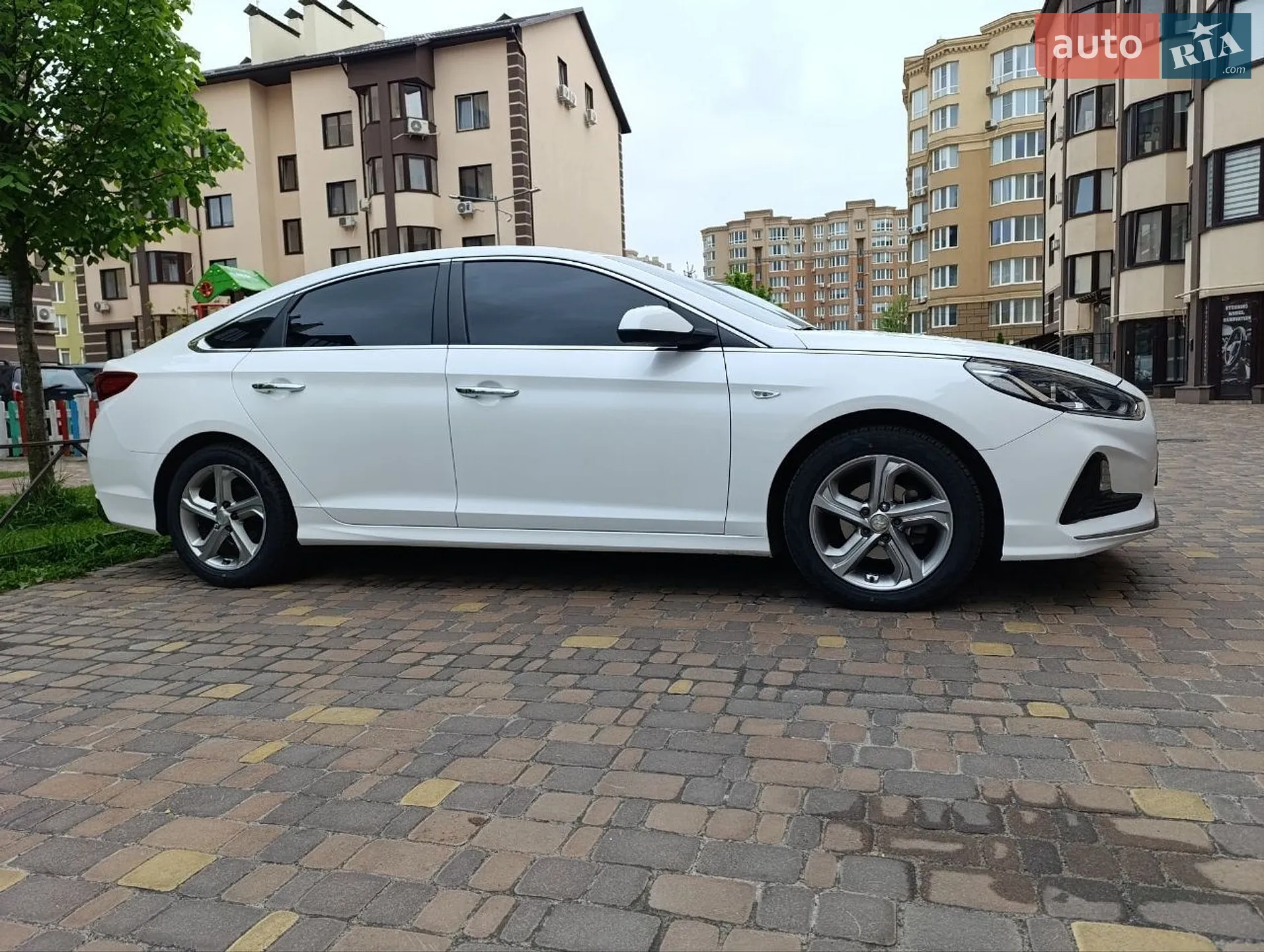 2017 Hyundai Sonata - мініатюра 25