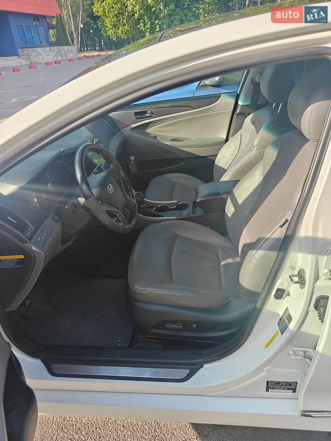 2012 Hyundai Sonata - мініатюра 12
