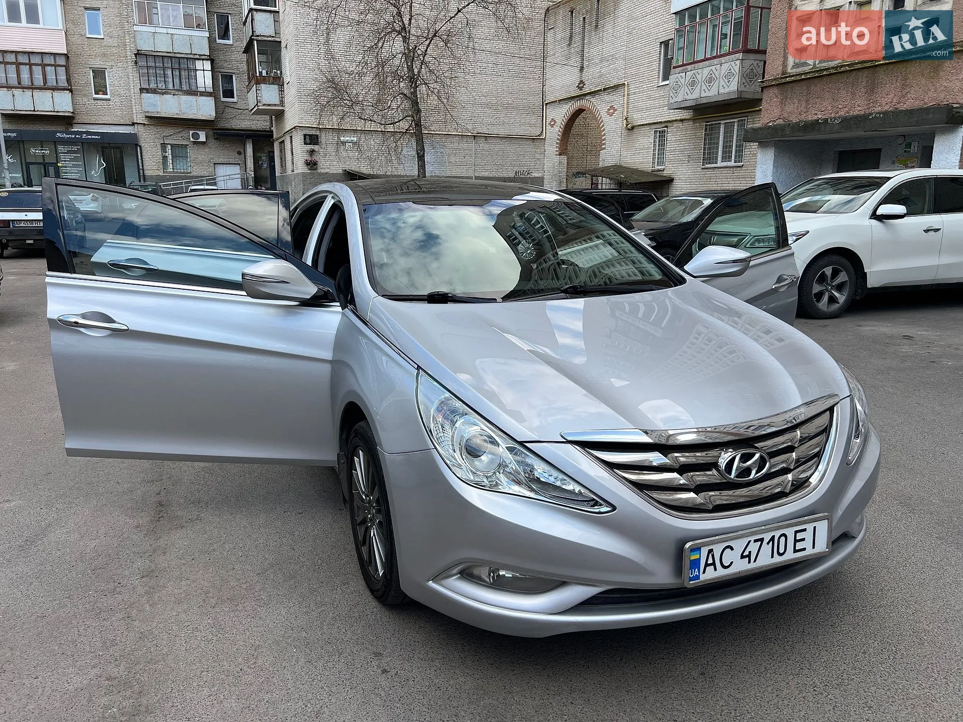 2011 Hyundai Sonata - мініатюра 5