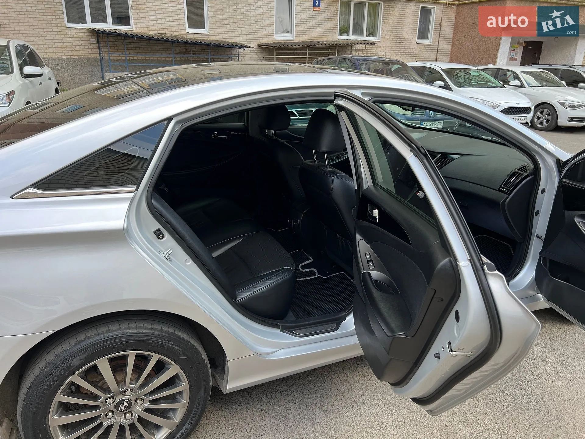 2011 Hyundai Sonata - мініатюра 22