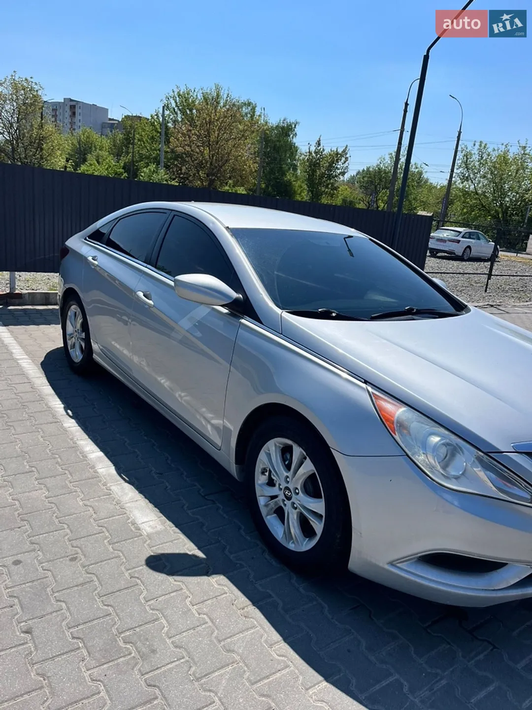 2010 Hyundai Sonata - мініатюра 13