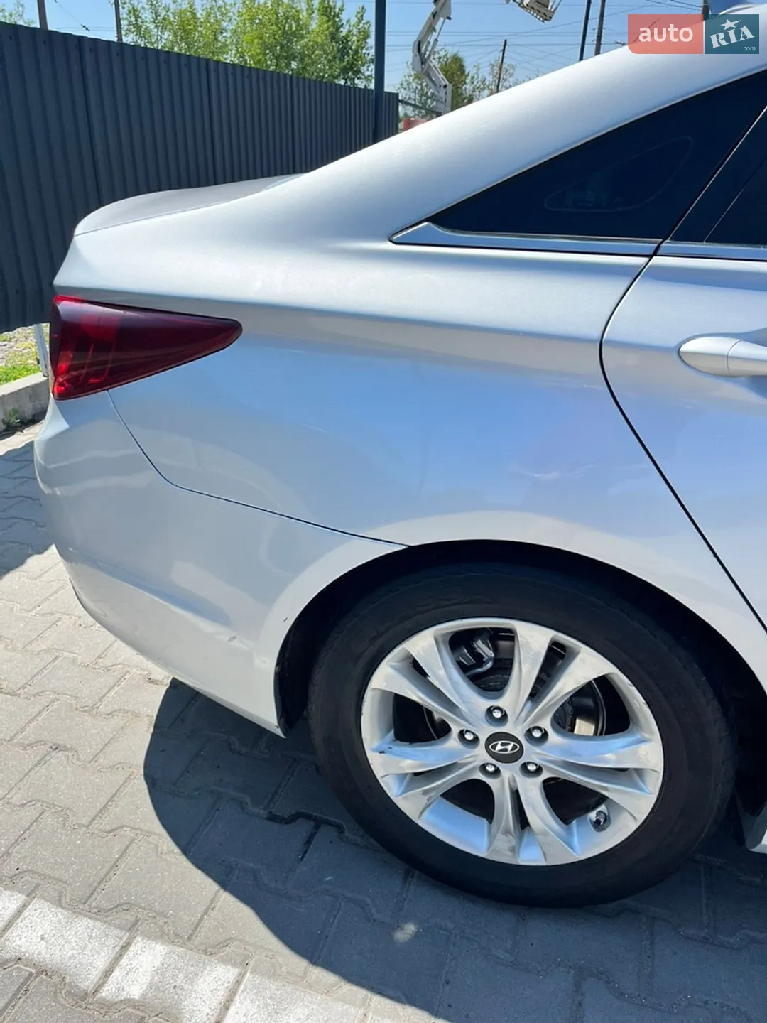 2010 Hyundai Sonata - мініатюра 18