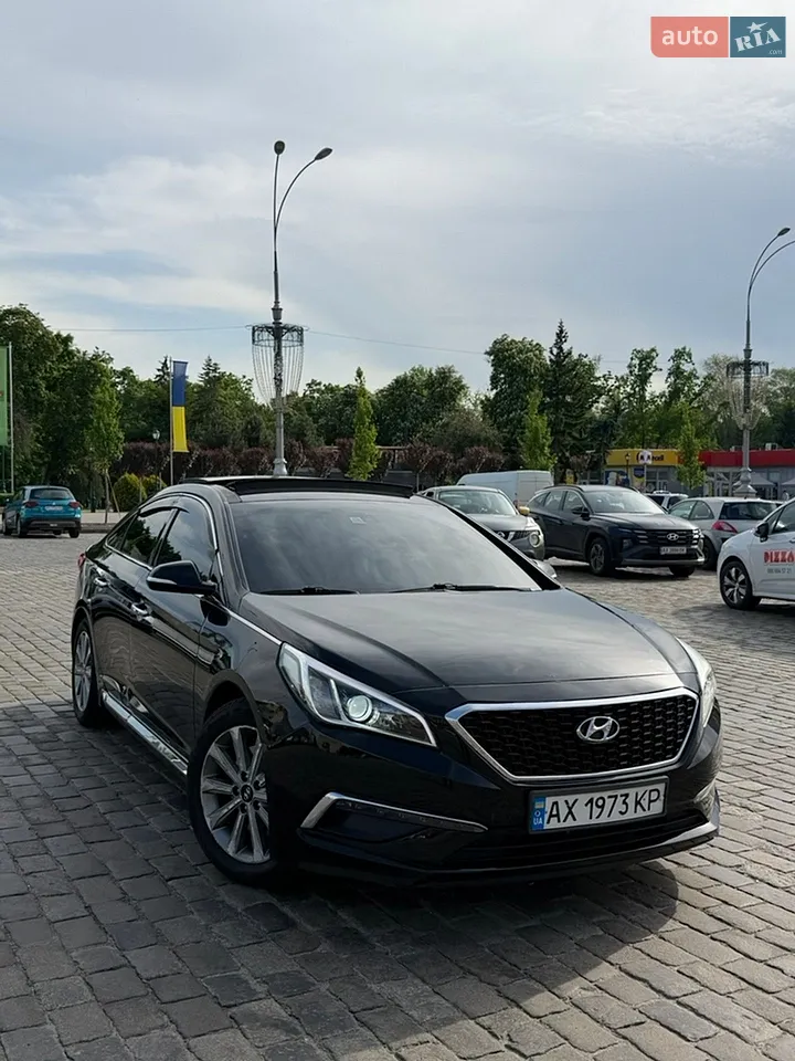 2017 Hyundai Sonata - мініатюра 25