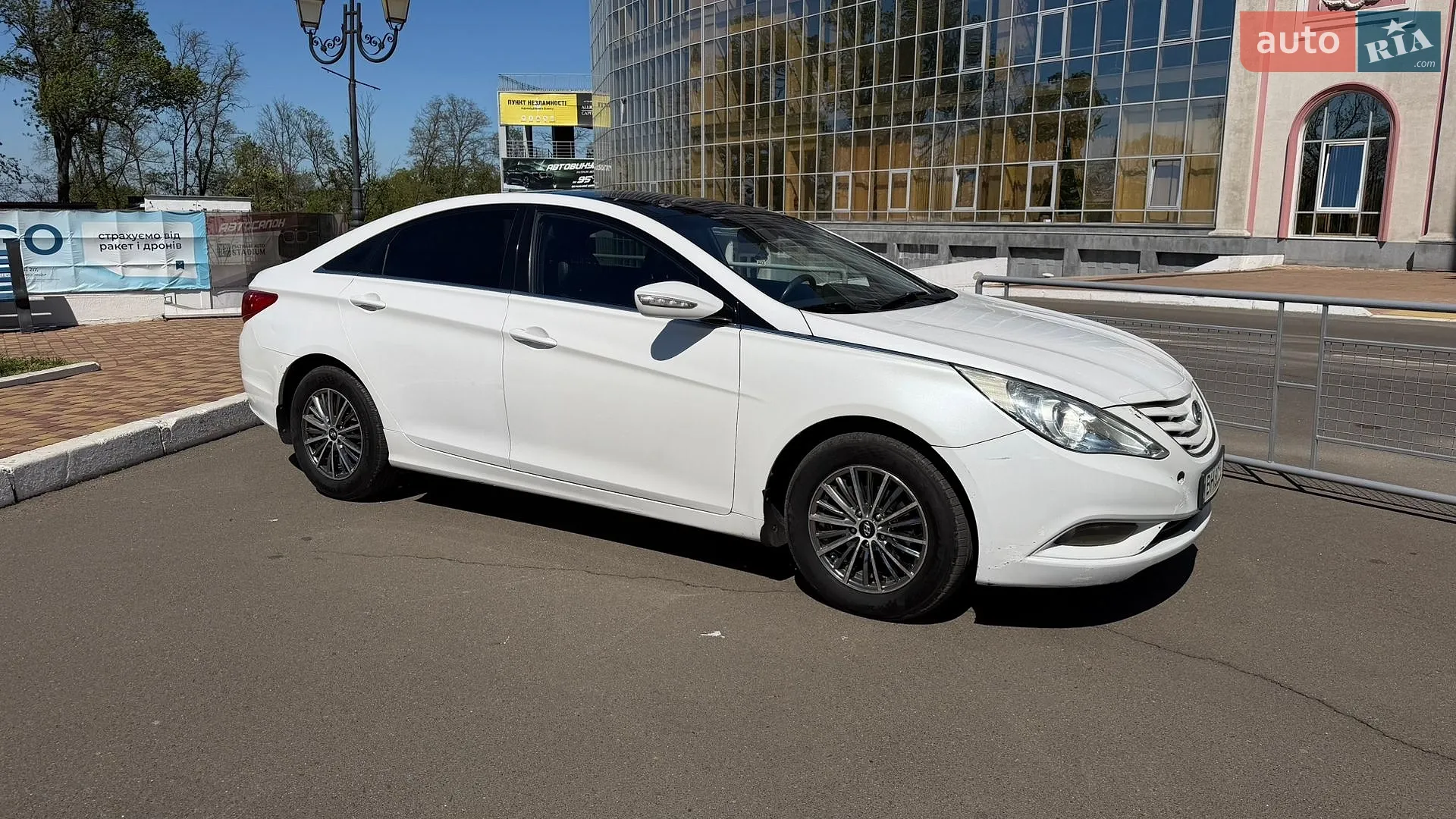 2011 Hyundai Sonata - мініатюра 4