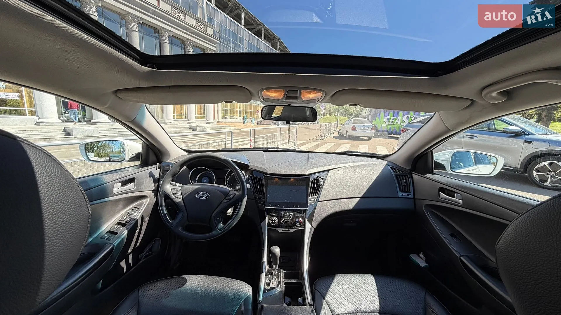 2011 Hyundai Sonata - мініатюра 16