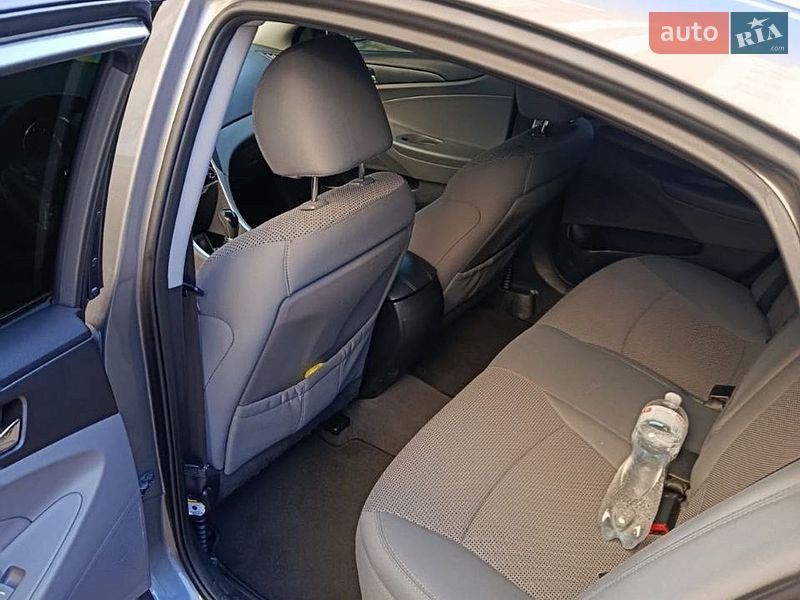 Седан Hyundai Sonata 2014 в Киеве