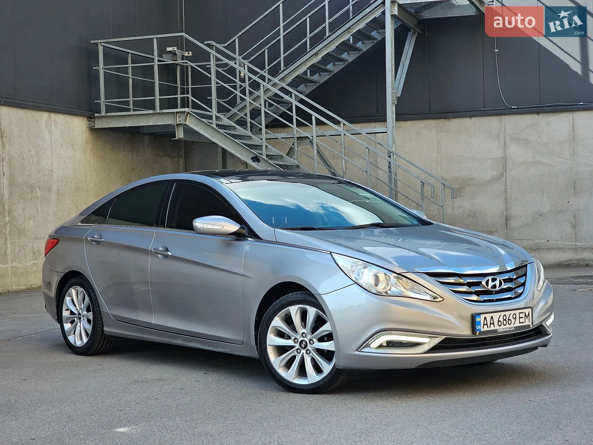 2010 Hyundai Sonata - мініатюра 7