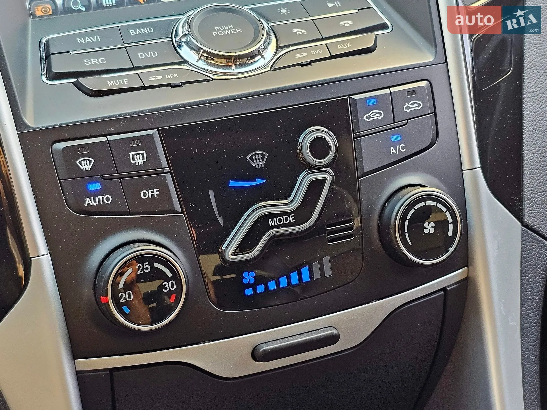 2010 Hyundai Sonata - мініатюра 35