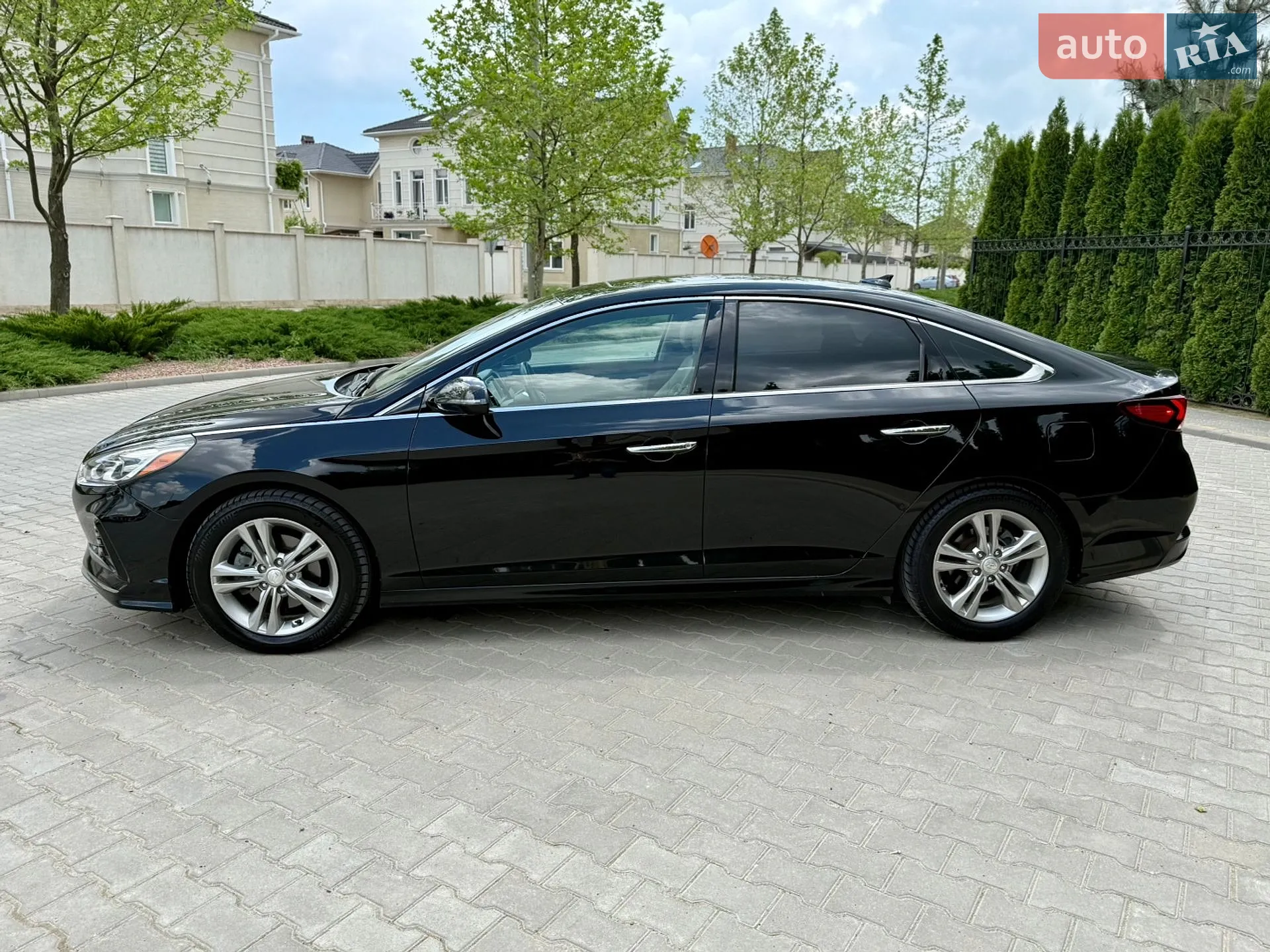 2017 Hyundai Sonata - мініатюра 16