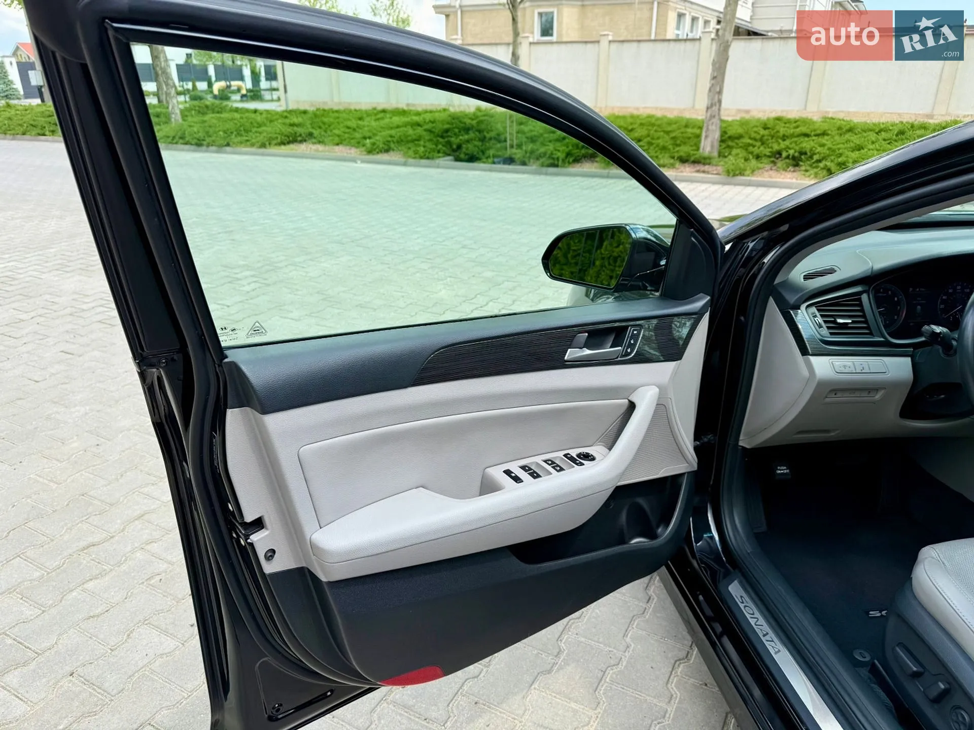 2017 Hyundai Sonata - мініатюра 21