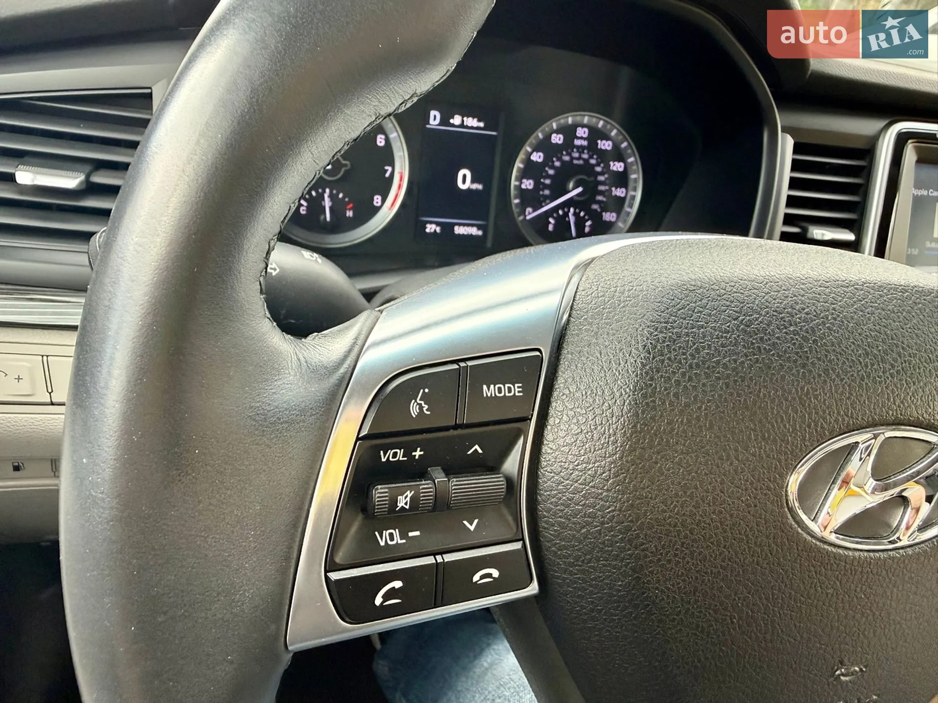2017 Hyundai Sonata - мініатюра 51
