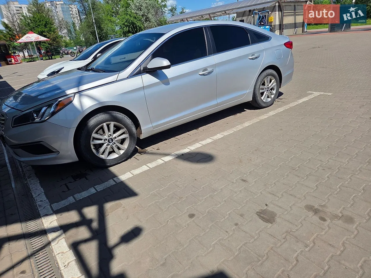 2017 Hyundai Sonata - мініатюра 19