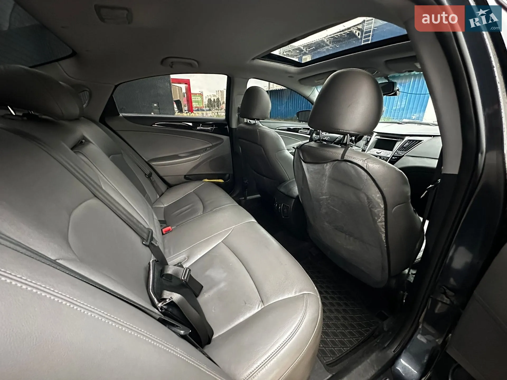 2011 Hyundai Sonata - мініатюра 19