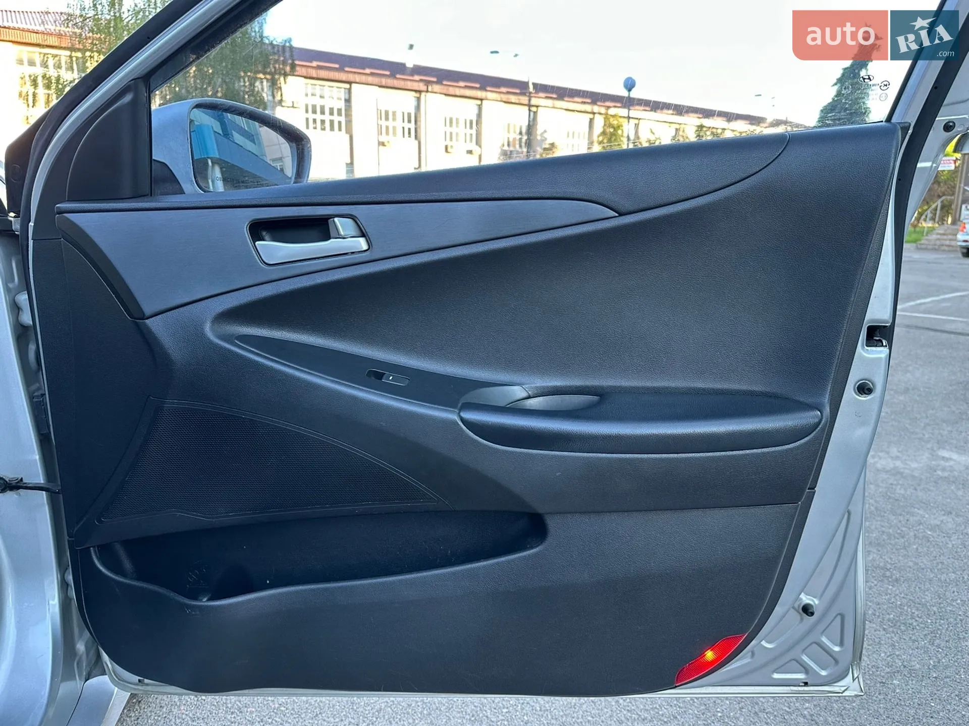 2013 Hyundai Sonata - мініатюра 26