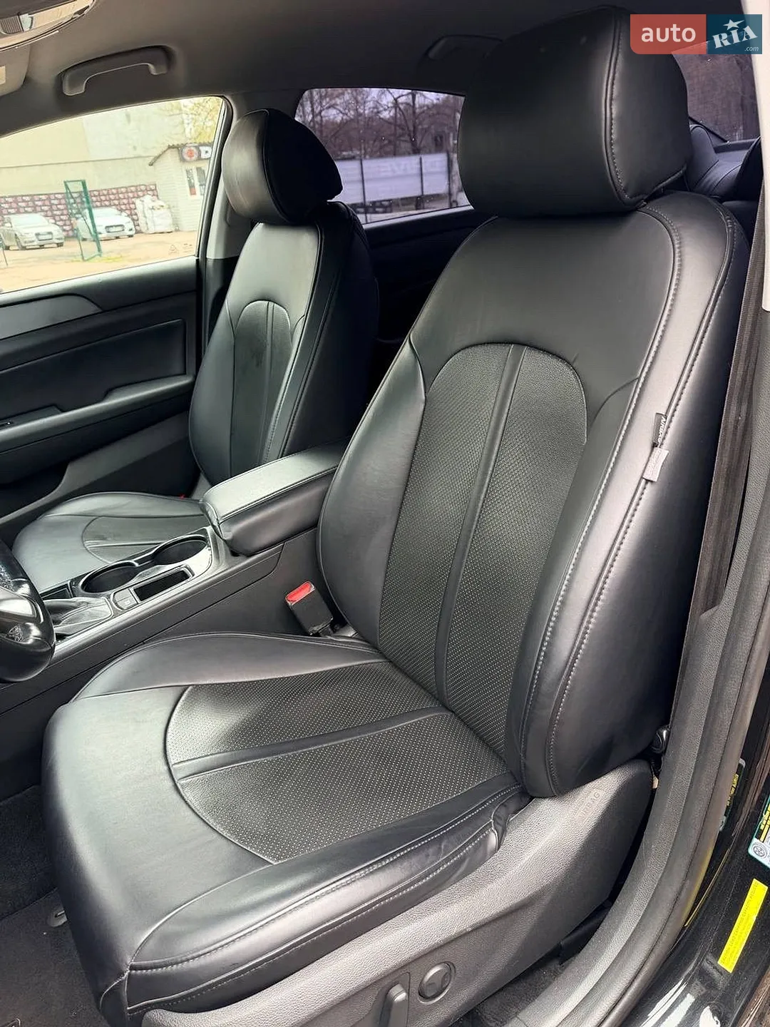 2017 Hyundai Sonata - мініатюра 17