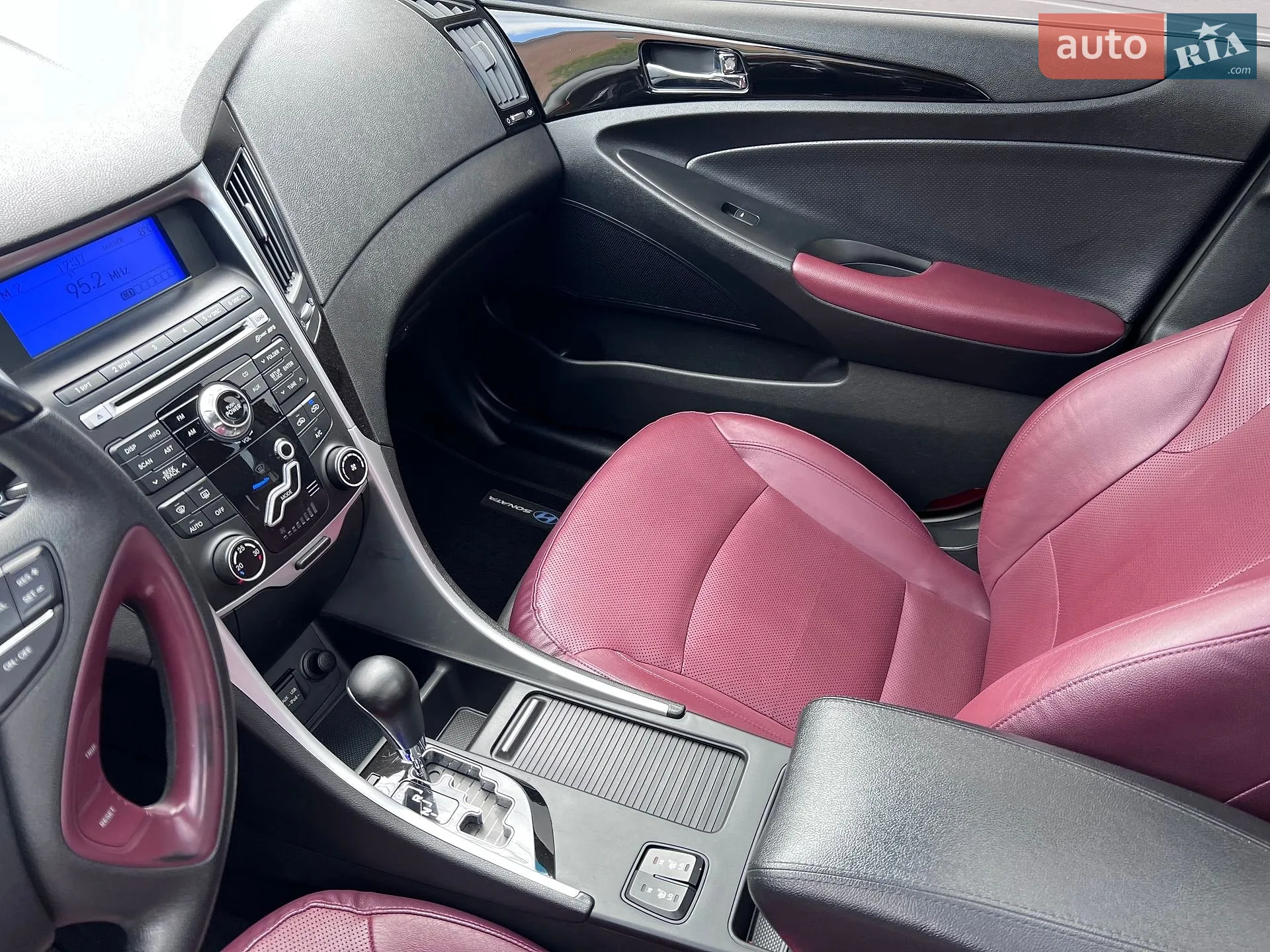 2011 Hyundai Sonata - мініатюра 42