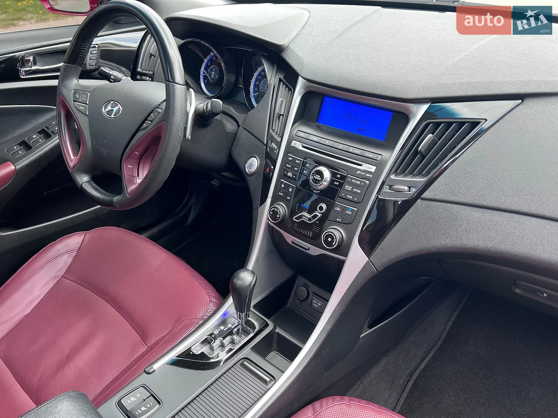 2011 Hyundai Sonata - мініатюра 47