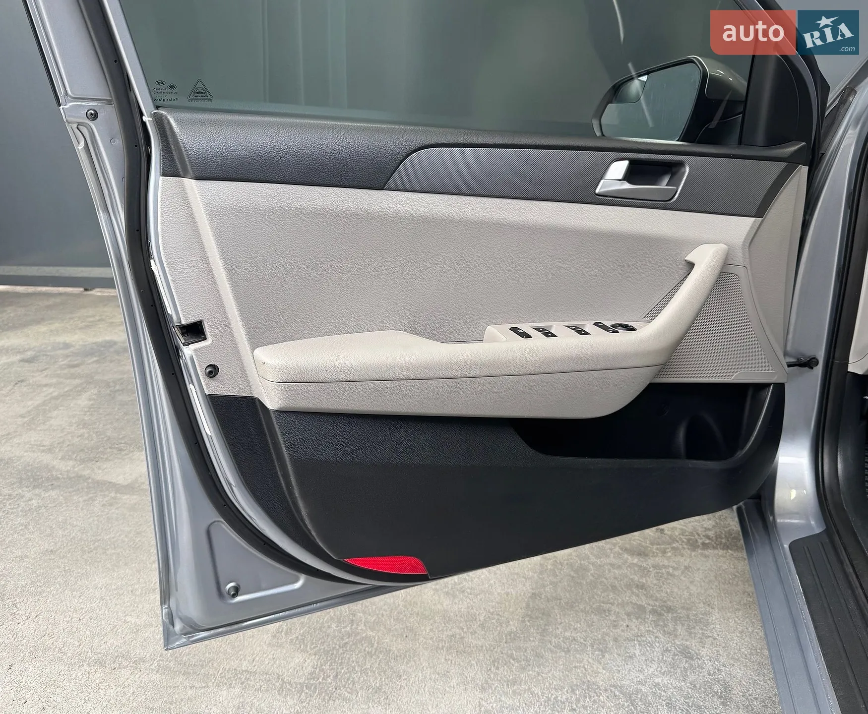 2015 Hyundai Sonata - мініатюра 31