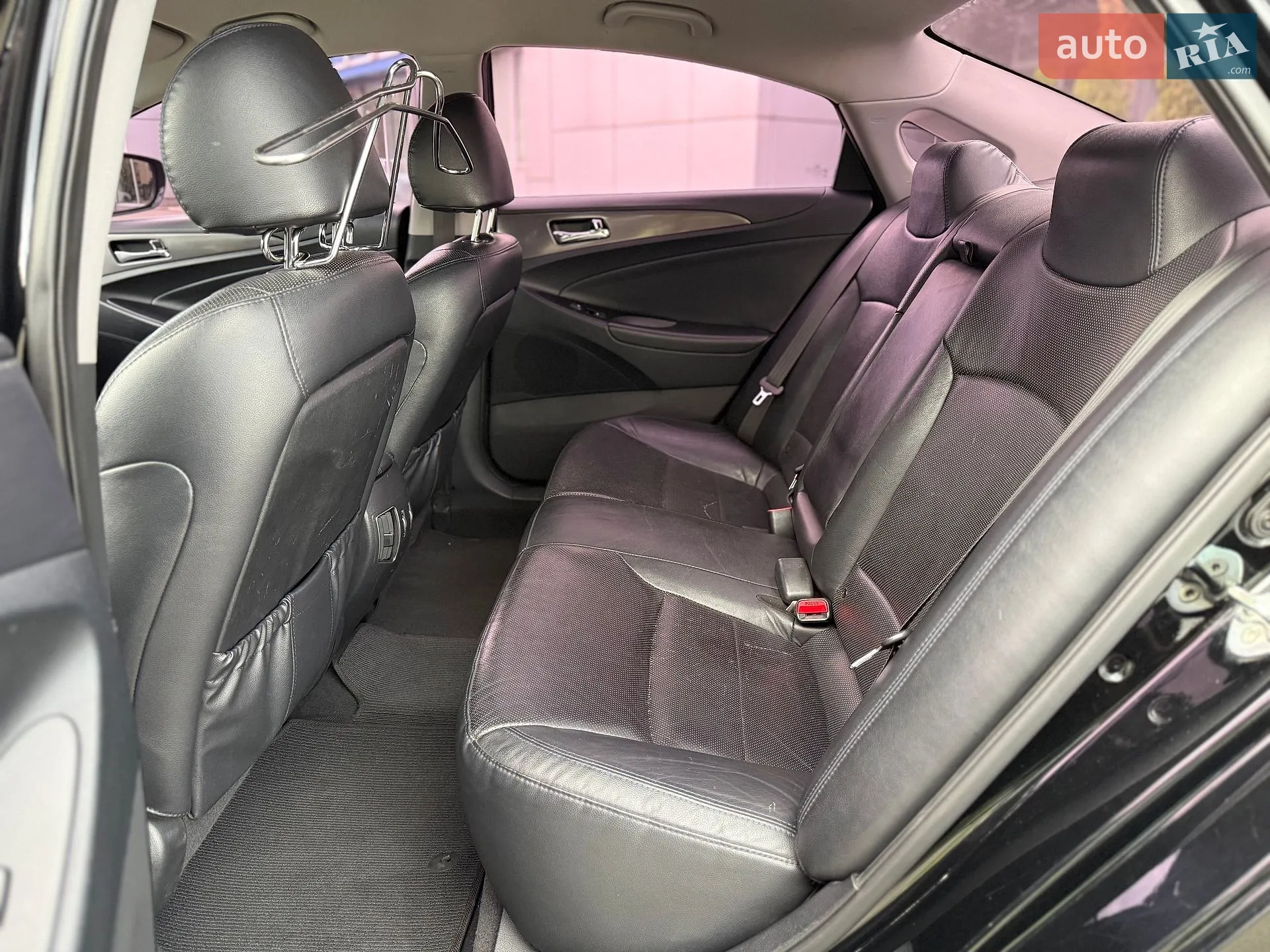2013 Hyundai Sonata - мініатюра 17