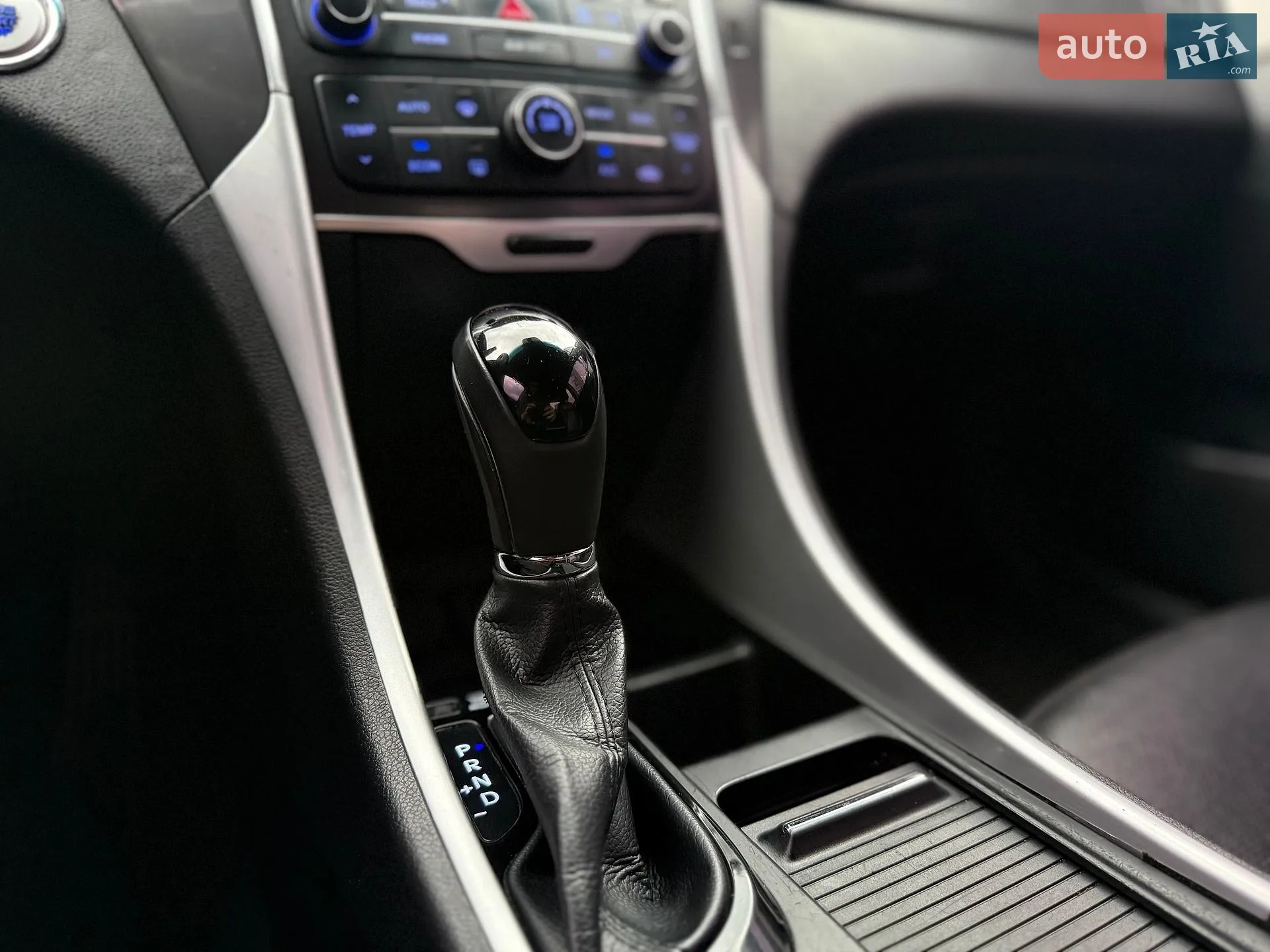 2013 Hyundai Sonata - мініатюра 22