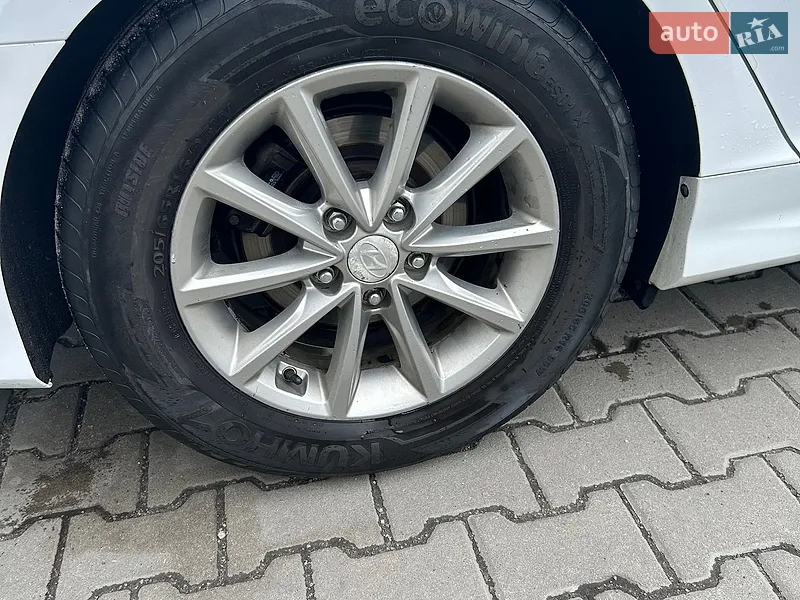 Hyundai Sonata 2018 VIN 5NPE24AF7JH703822 фото оголошення 11 з 63