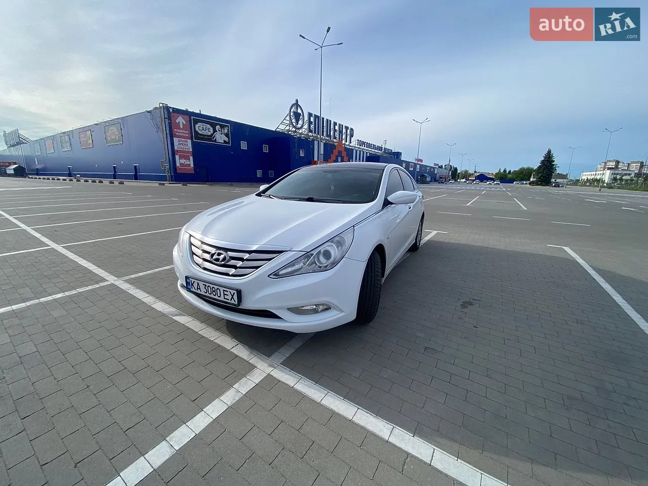2011 Hyundai Sonata - мініатюра 17