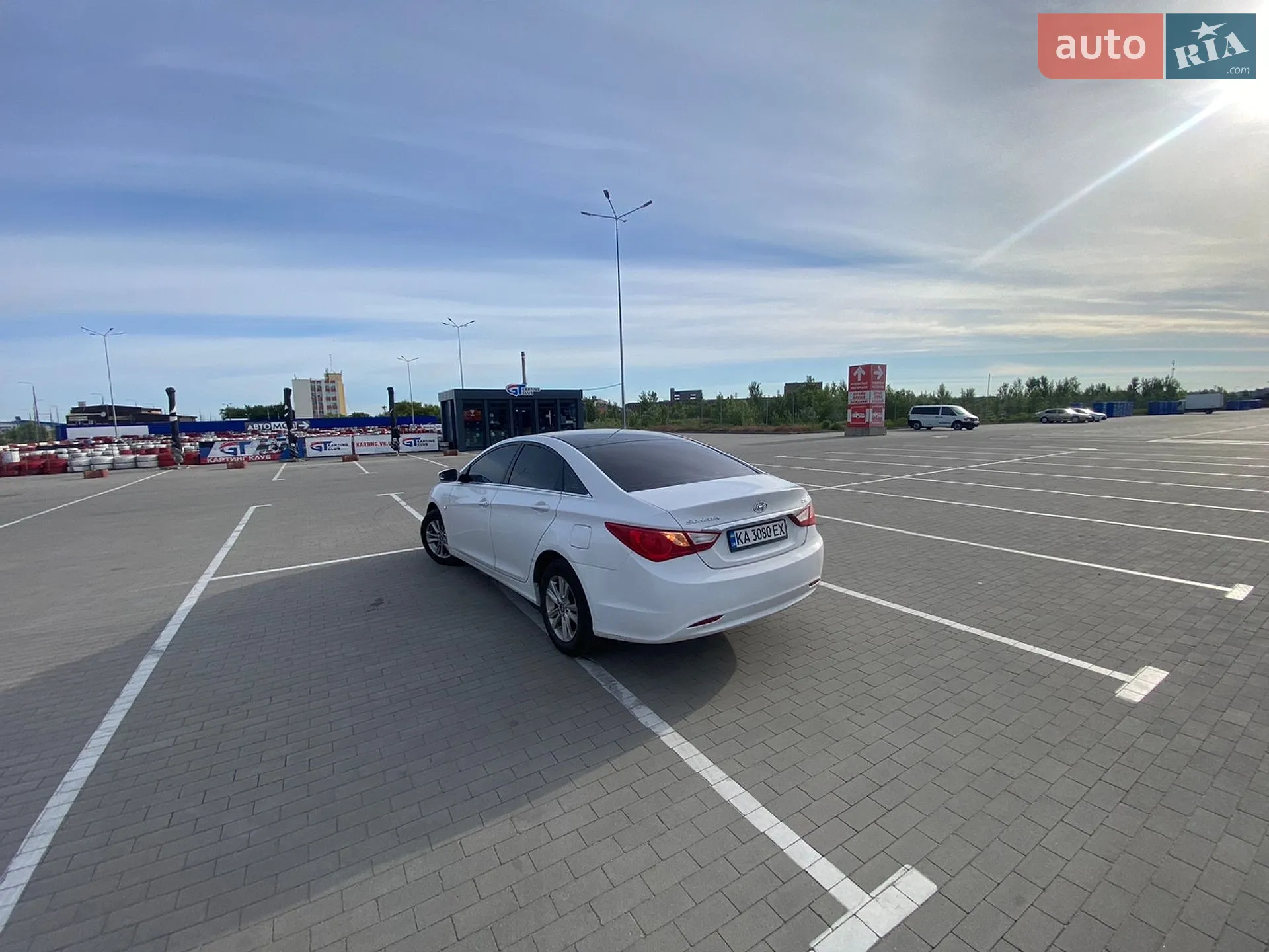 2010 Hyundai Sonata - мініатюра 7