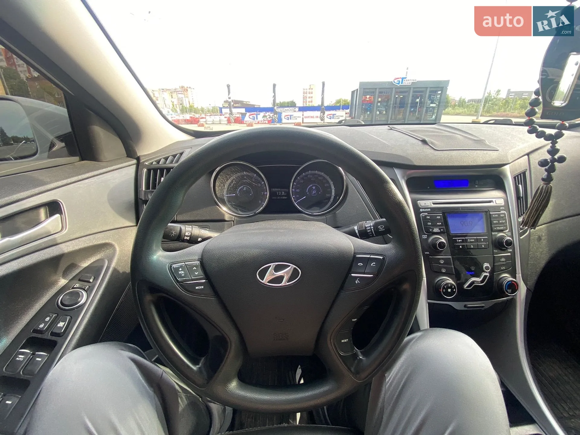 2010 Hyundai Sonata - мініатюра 9
