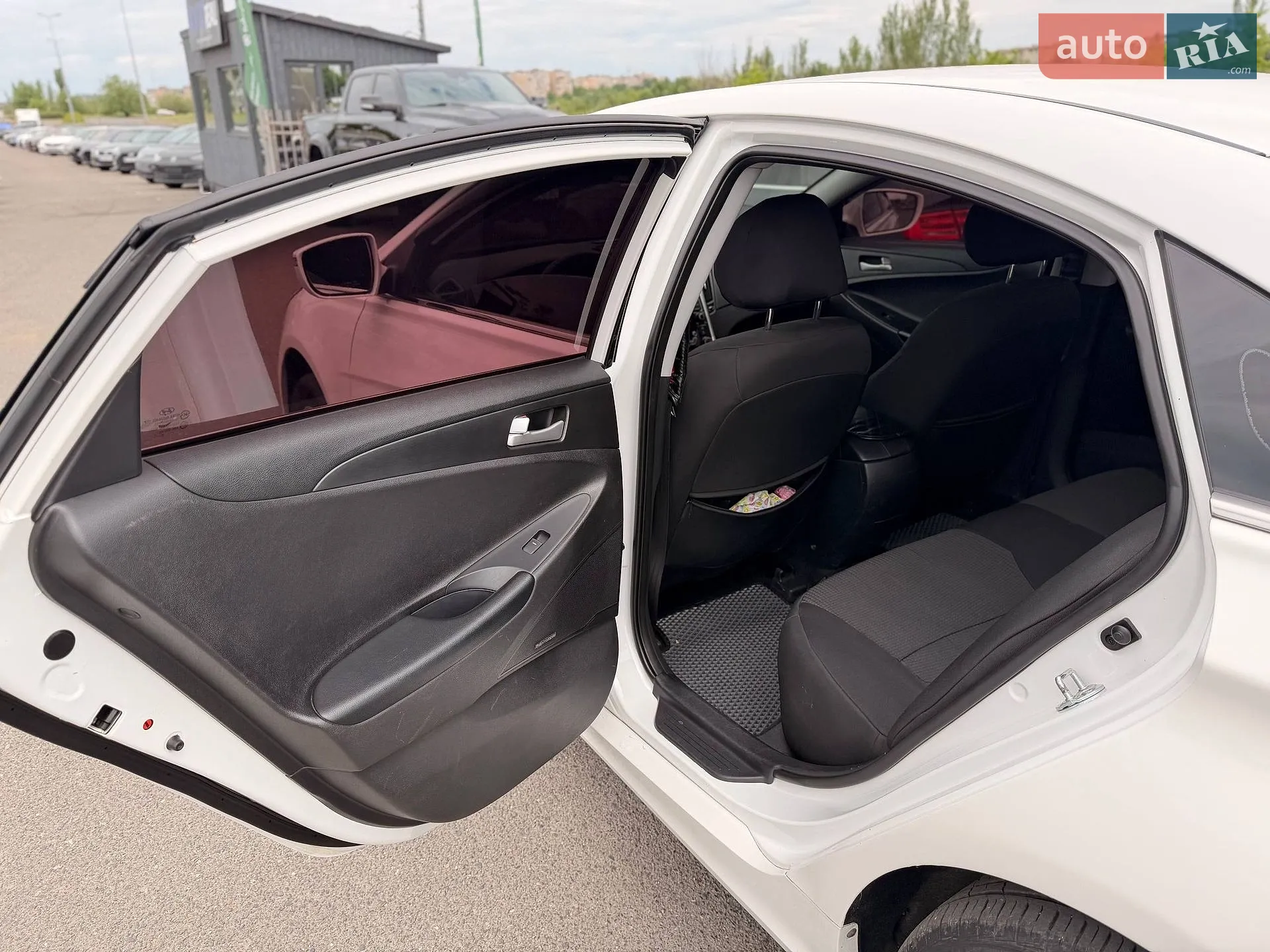 2012 Hyundai Sonata - мініатюра 41